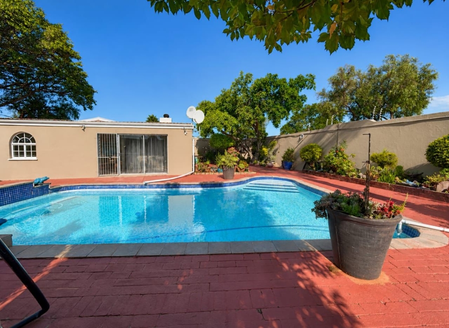 4 Bedroom Property for Sale in Vanes Estate Eastern Cape